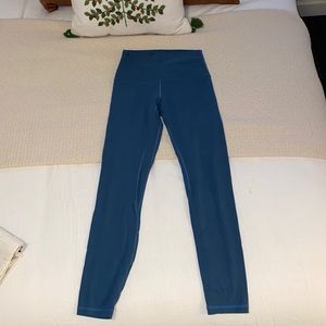 Lululemon Blue 25’ Align Pant